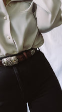 Load image into Gallery viewer, Vintage Leather Belt M
